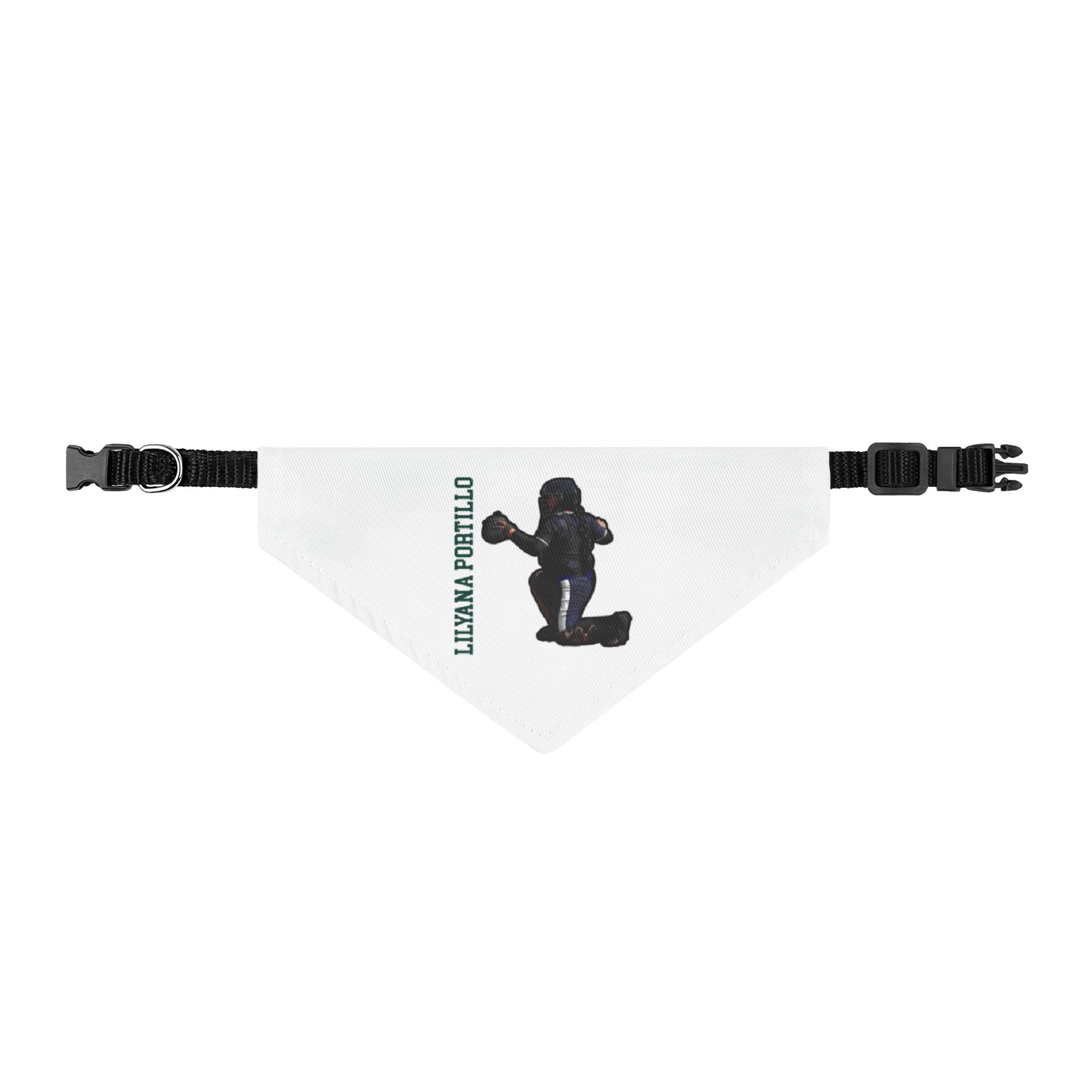 Pet Bandana — character_name_vertical in Classic